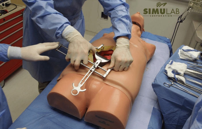 Simulab screenshot - 10 mejores programas de simulación médica analizados para 2026