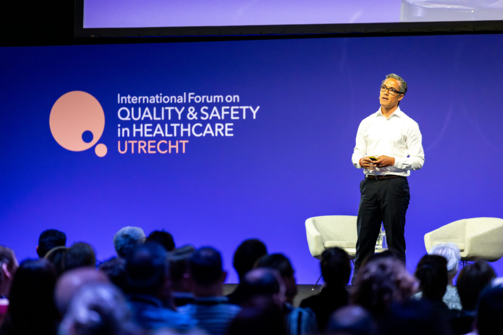 Speaker on the stage of International Forum on Quality and Safety in Healthcare 2025